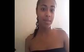 A novinha Camila Torres no sexo oral