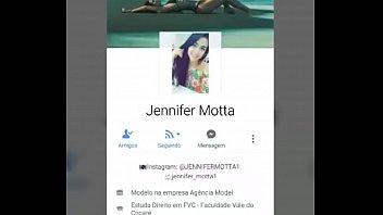 Bucetas pequenas da gostosa caiu na net