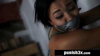 Vídeo De Pornô morena pedindo porra