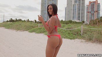 Videos pornogratis morena sai da praia pra foder gostoso