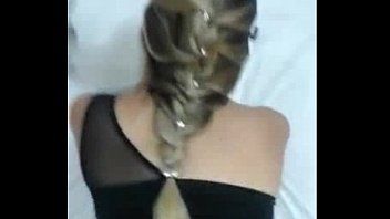 Madrinha de casamento dando o rabao de quatro