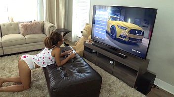 Vidios pono safada fodendo jogando