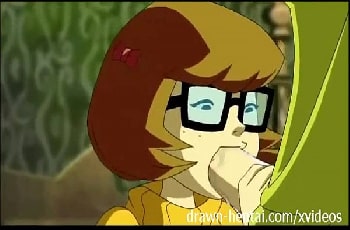 Pornô Scooby Doo animado com salsicha fodendo a vilma